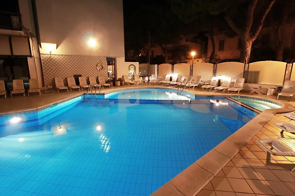 Hotel Atrium Rimini 3*,